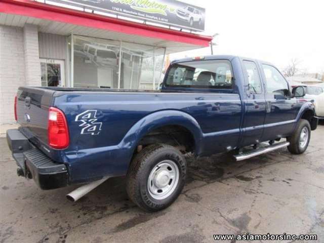 2011 Ford F-250 Super Duty XL Supercab 4WD